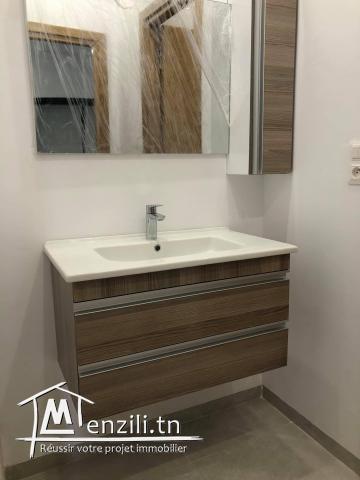 À vendre à HAMMAMET une belle villa De 320 m2/750 m2 de terrain