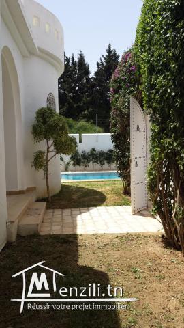 A louer une villa de charme, style arabe, indépendante