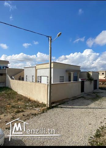 une nouvelle villa calme et lumineuse