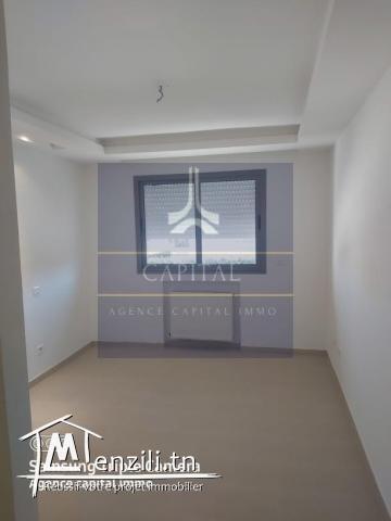 A vendre un appartement S+3 à soukra
