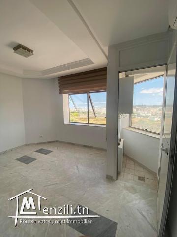A vendre un appartement S+1 à jardins de carthage