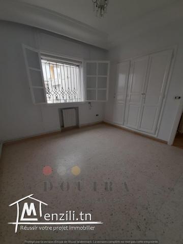 A louer Un S+4 à Ennasr