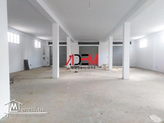 Local de 400m² à Sidi Abdlhmid