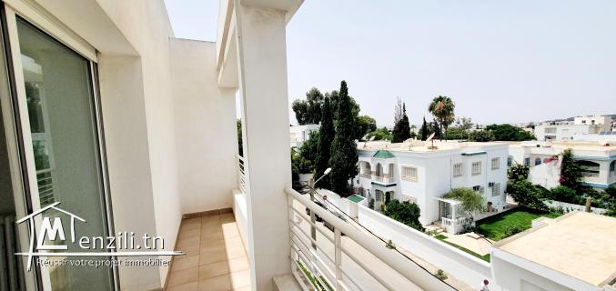 Duplex S+5 à louer à La Marsa Ennasim