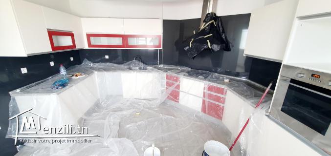 Duplex S+5 à louer à La Marsa Ennasim