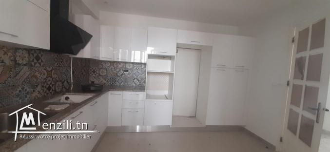 Appartement S+3 à Menzah 8