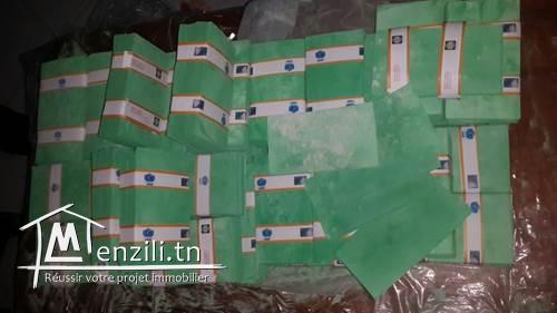 decapage des billets vert et noir