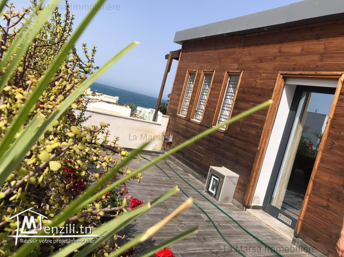 A vendre luxueux duplex s3 vue mer à La Marsa corniche