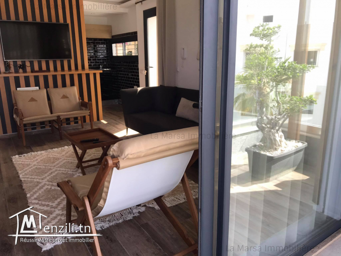 A vendre luxueux duplex s3 vue mer à La Marsa corniche