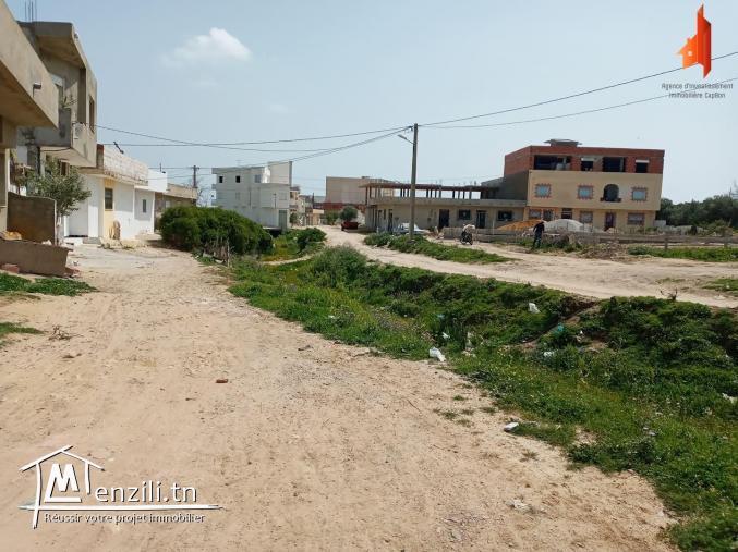 une maison avec studio  à cite " leksiba"