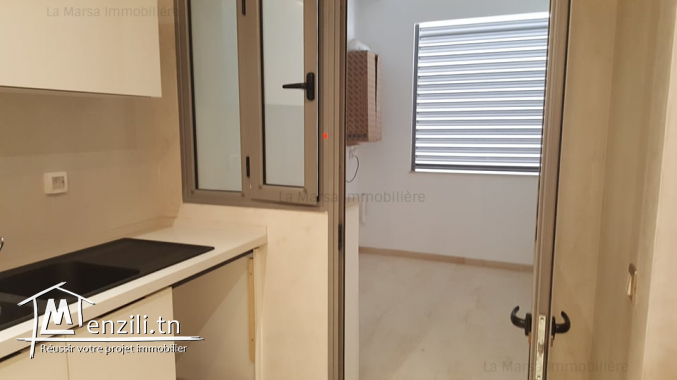 A Louer luxueux rdc s2 avec jardin sur la route du relais, La Marsa