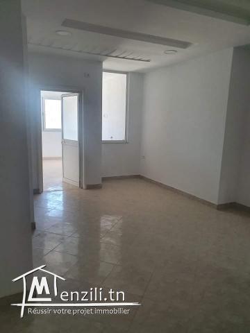 2 Bureaux à louer à Korba