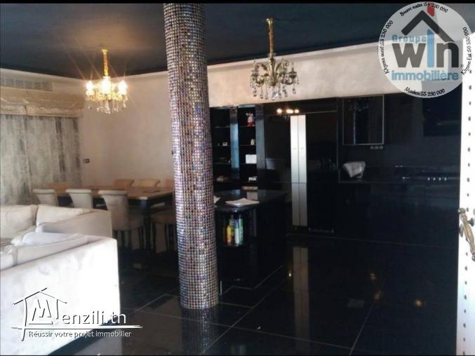 VENTE SOMPTUEUSE VILLA A KANTAOUI * pieds dans l'eau