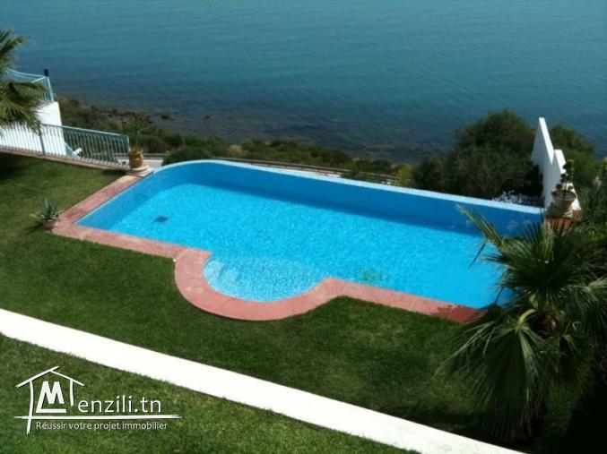 Villa LUXUEUSE(Réf: L2388)