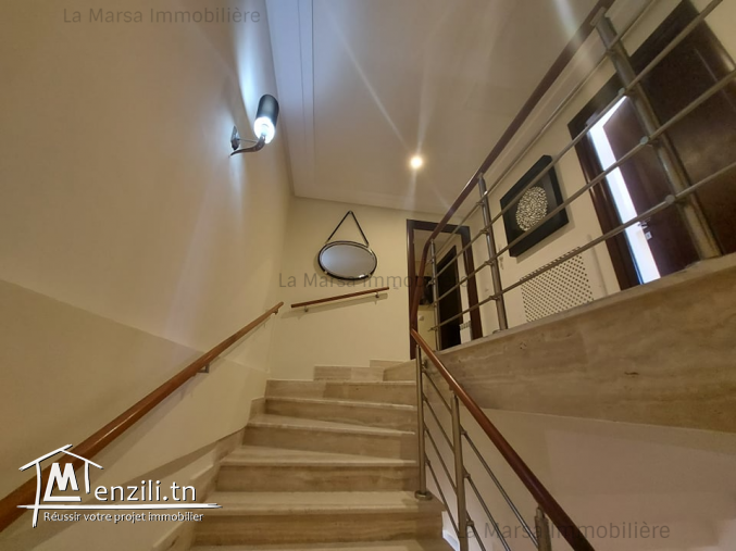 A Vendre Triplex s3 avec jardin aux Jardins de Carthage