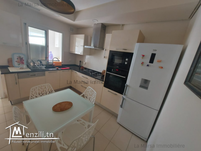 A Vendre Triplex s3 avec jardin aux Jardins de Carthage