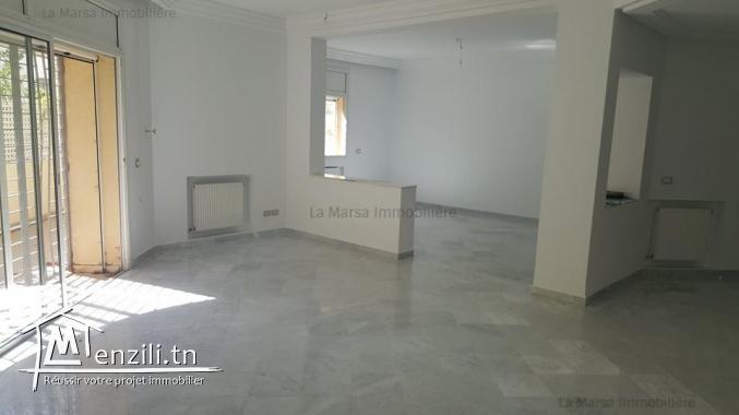 A Louer un rdc s3 avec jardin au Jardin de Carthage