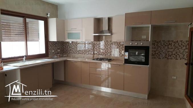 A Louer une villa s6 avec piscine et jardin au Jardin de Carthage