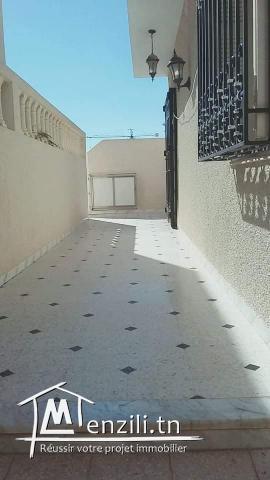 Étage de villa à vendre