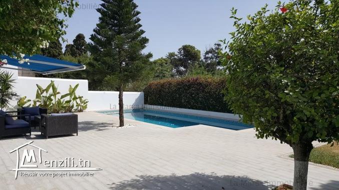 A Louer une maison s3 avec piscine et jardin à Sidi bou Saïd