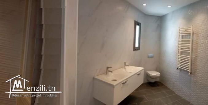 Villa Haut standing, avec Piscine dans un quartier résidentiel chic à Gammarth