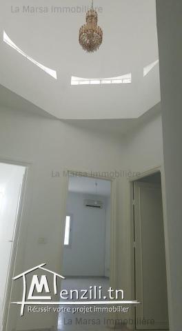 A Louer villa s4 avec piscine à 8 min de PMF Menzah 7