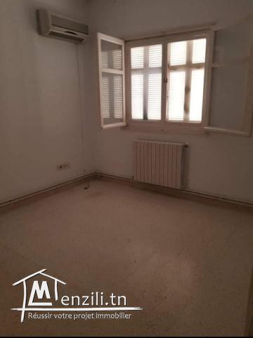 Apparemment a vendre