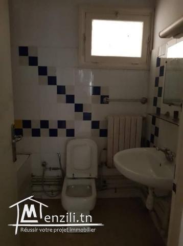 Apparemment a vendre