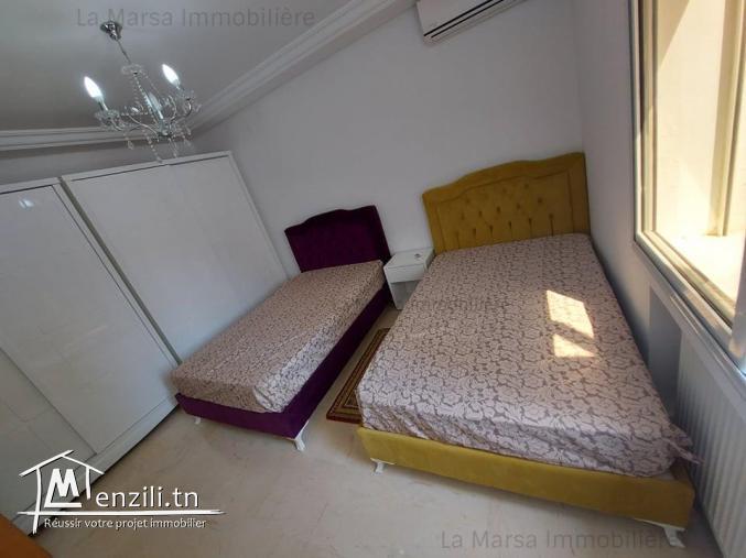 A Vendre appartement s2 à 40m de la mer à Le Kram