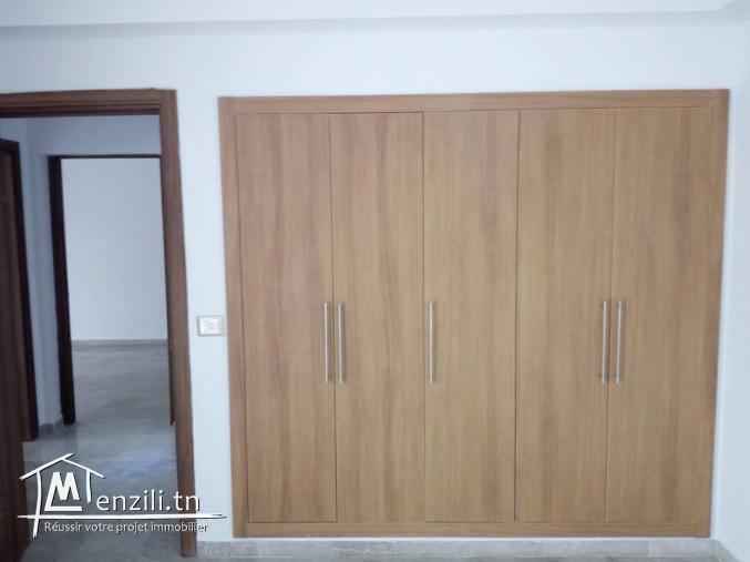 A Louer duplex s4 avec jardin à 2 min de Carrefour La Marsa
