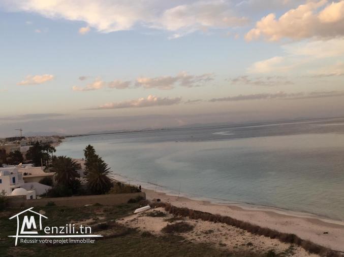 Magnifique (S+3) #splendide vue de mer# à Chot Mariem, résidence pied dans l'eau