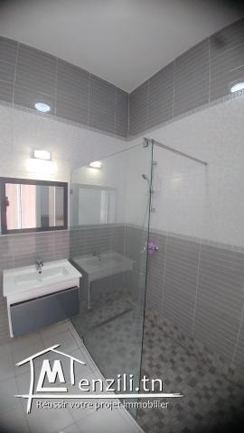 Magnifique (S+3) #splendide vue de mer# à Chot Mariem, résidence pied dans l'eau