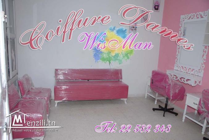 للكراء قاعة حلاقة مجهزة قرب المبيت الجامعي باردو2  Tel 25 4...