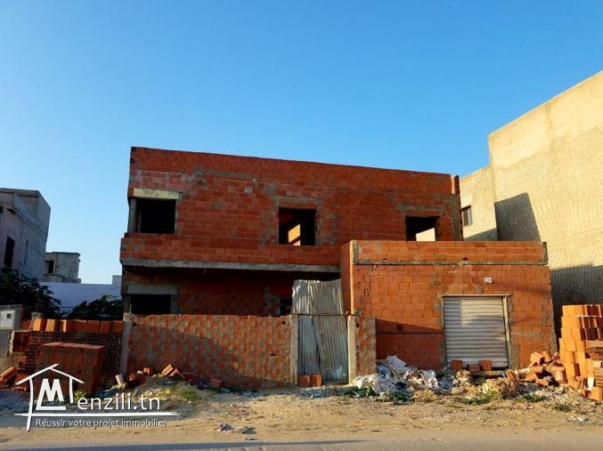 Villa Inachevée À El Mourouj 6 a bon Prix 570 TND.