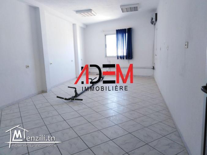 Deux étages de 950m² dans un immeuble