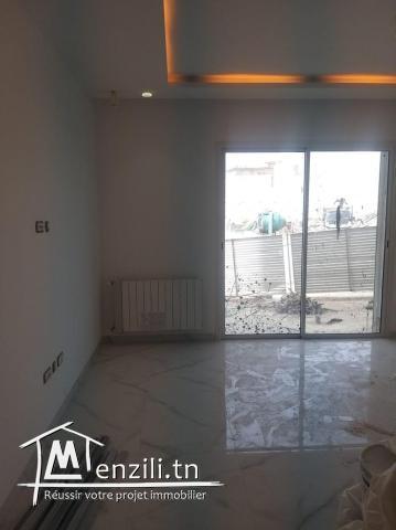 Appartement (S+2) à Ennassr 2