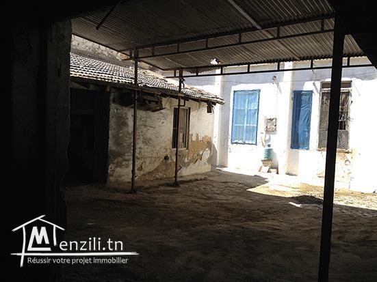 UN Atelier à Proximité du  lycée  de  Bab el Khadra