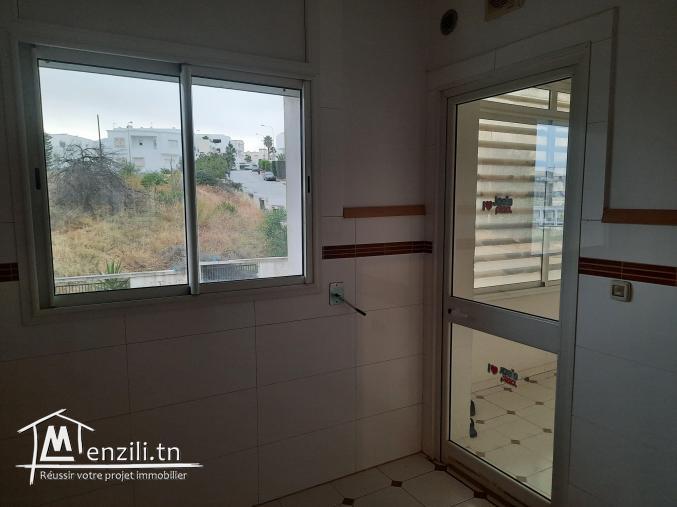 S plus 3 avenue hedi nouira