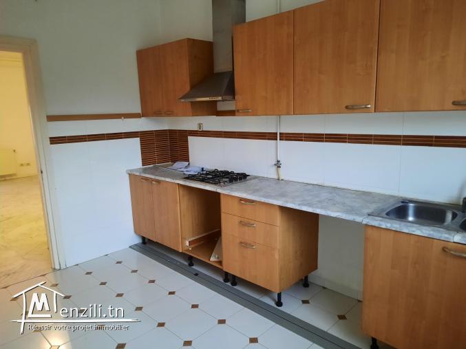 S plus 3 avenue hedi nouira