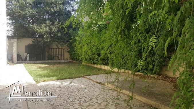 A Louer une villa s3 avec jardin à 5 min du lycée Français