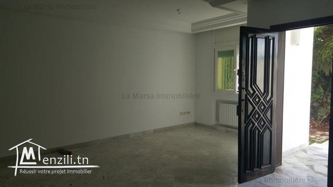 A Louer une villa s3 avec jardin à 5 min du lycée Français