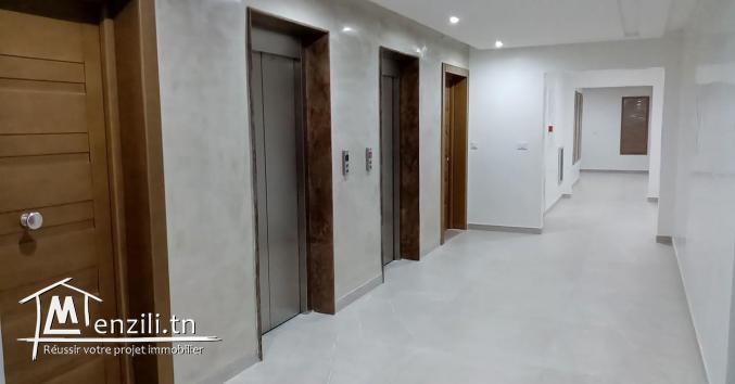 Appartement au 1ère étage S+3