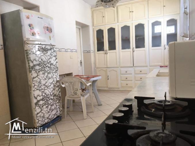 Etage de villa a louer dans un quartier calme 