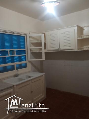 Maison 3 chambres avec jardin, parfaitement située dans El Mourouj 1