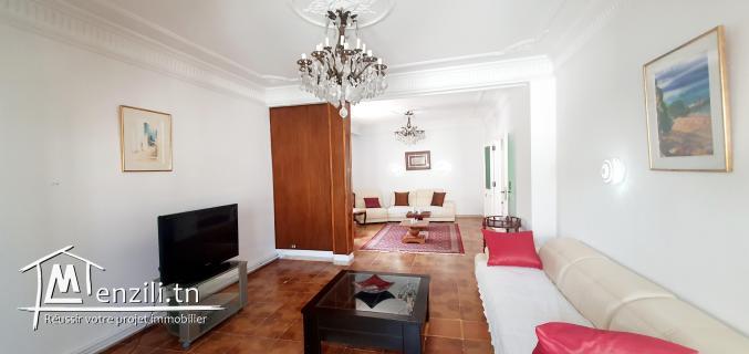 Etage de villa à Louer à La Marsa Corniche