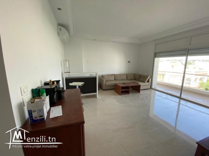 S+2 vide à Marsa Erriadh (cité Ezzahira)