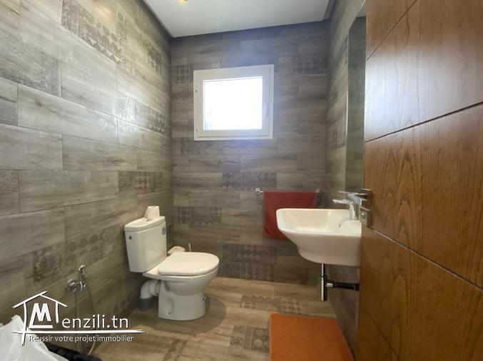 S+2 vide à Marsa Erriadh (cité Ezzahira)