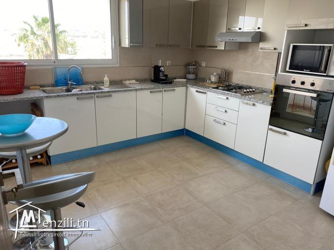 S+2 vide à Marsa Erriadh (cité Ezzahira)