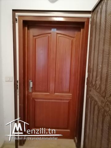 A LOUER. Appartement. Cité WATHT.. Laouina