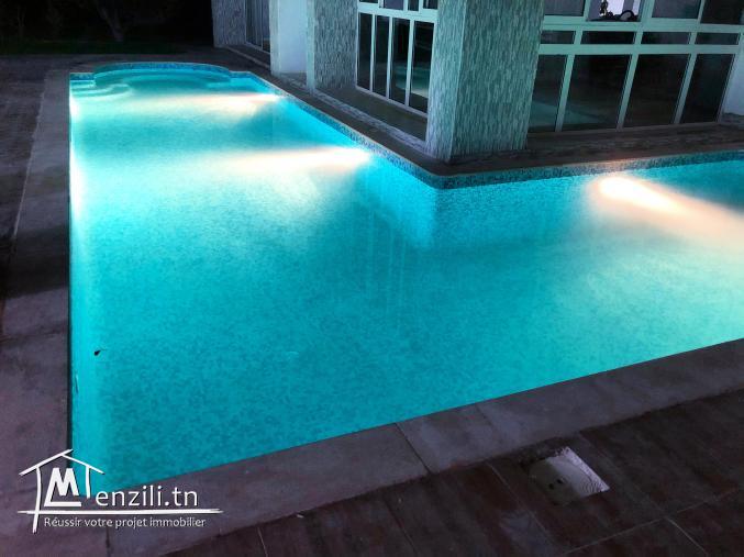 Une villa spacieuse avec piscine à 10min de Yasmine Hammamet